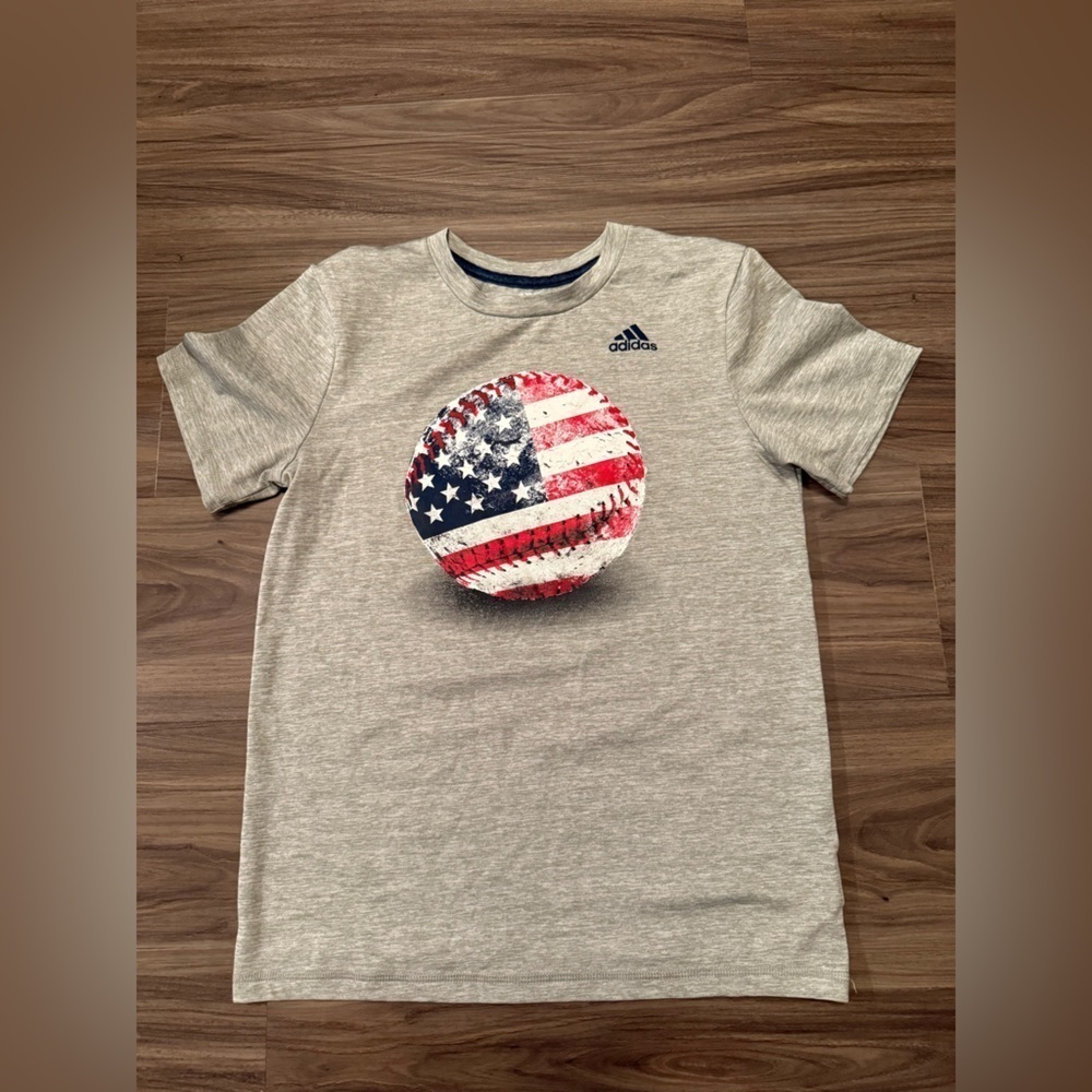 Adidas Kids Gray Climalite Tee with Flag Baseball Graphic size M 10/12